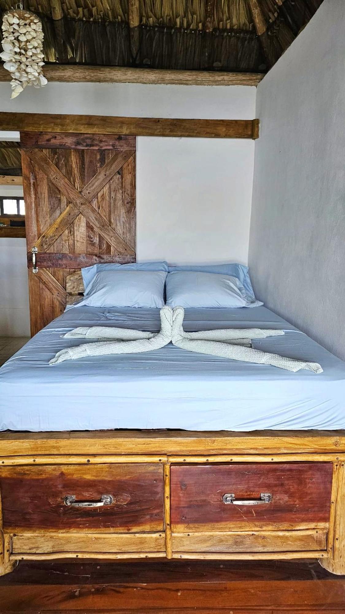 Monkey House Hostel Tola Exterior photo